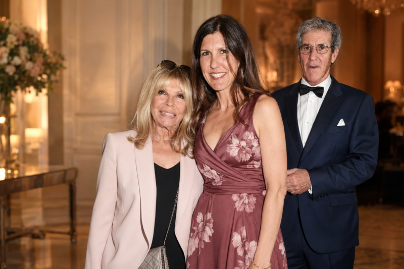 Amanda Kate Lambert: Powerful Story of Frank Sinatra’s Private Granddaughter