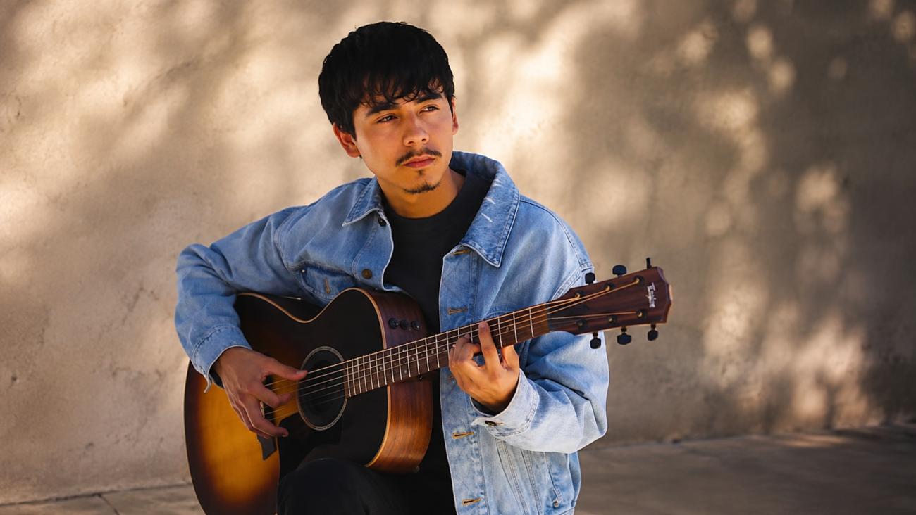Ivan Cornejo Height: Age, Biography, Songs, Family, Career & Latest Updates